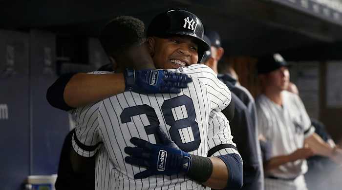 edwin-encarnacion-yankees-stock-ticker.jpg